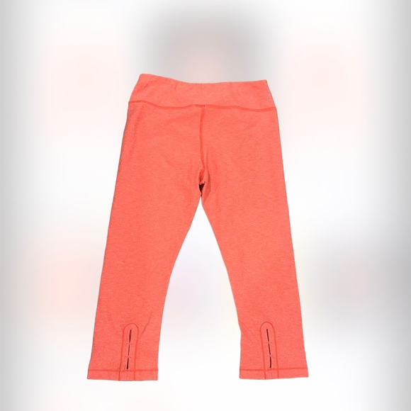 North Face Women's FlashDry Leggings Pants Cropped Capri Size Medium - Picture 2 of 6